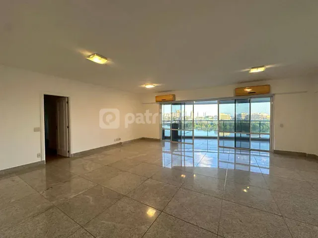 Apartamento com 181m² 4 quartos e 5 banheiros, para alugar, no bairro Barra da Tijuca em Rio de Janeiro