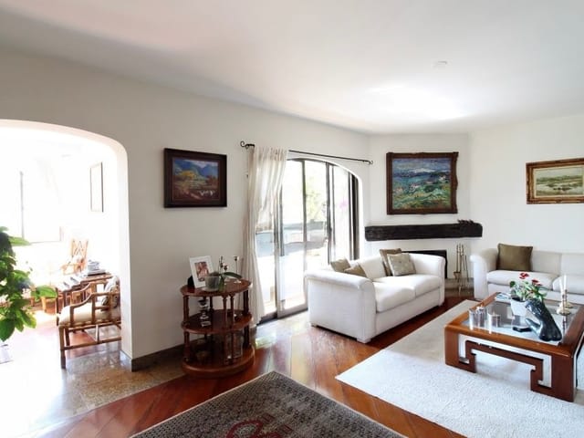 Apartamento com 224m² 4 quartos e 5 banheiros, à venda, no bairro Vila Madalena em São Paulo
