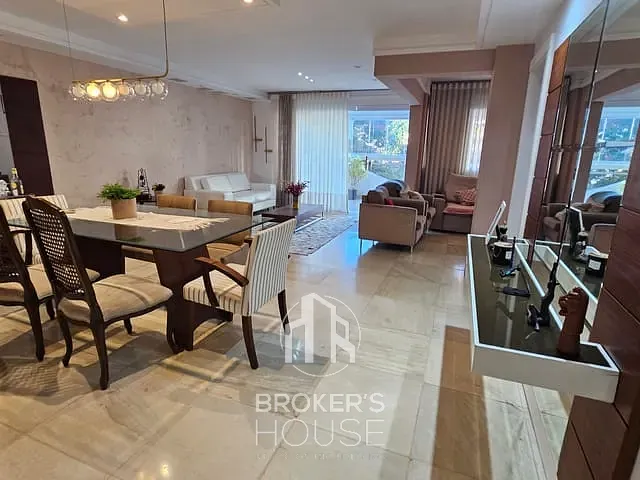 Apartamento com 173m² 4 quartos e 3 banheiros, à venda, no bairro Praia do Canto em Vitória
