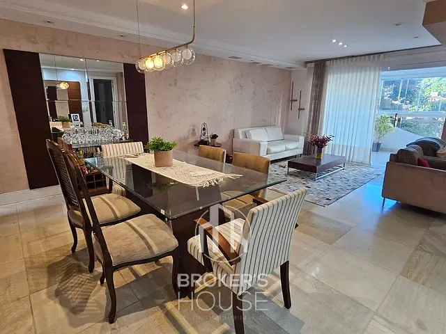 Apartamento com 173m² 4 quartos e 3 banheiros, à venda, no bairro Praia do Canto em Vitória