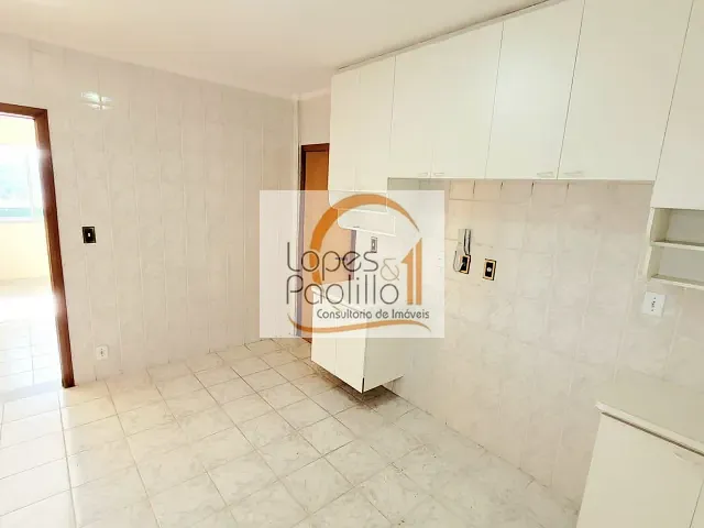 Apartamento com 70m² 2 quartos e 1 banheiro, para alugar, no bairro Centro em Atibaia