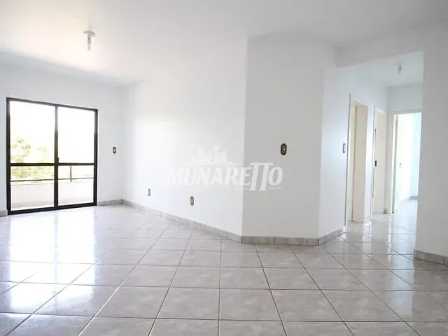 Apartamento com 103m² 3 quartos e 2 banheiros, à venda, no bairro Centro em Piratuba