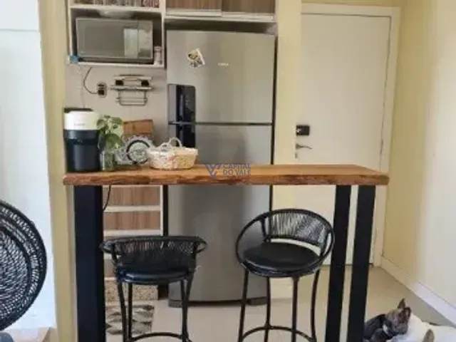 Apartamento 2 quartos e 1 banheiro, para alugar, no bairro Vila Industrial em São José dos Campos