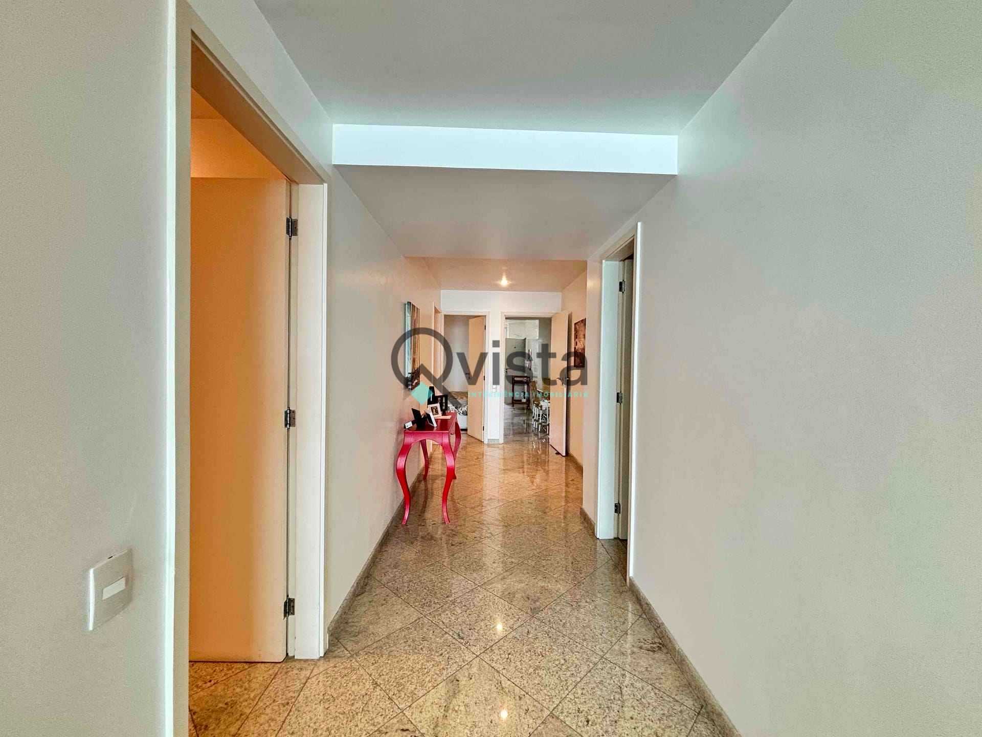 Apartamento à venda com 3 quartos, 145m² - Foto 12