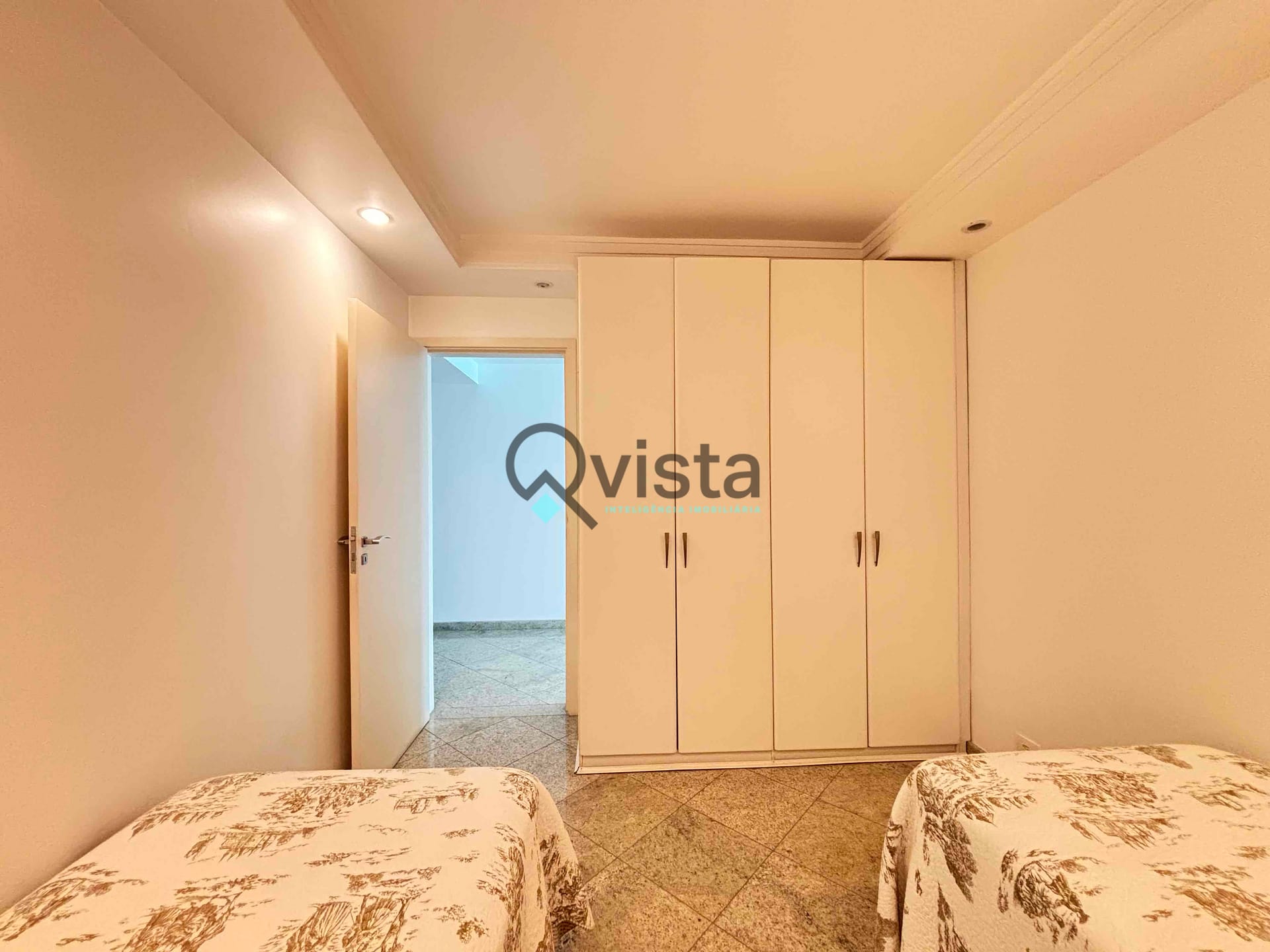 Apartamento à venda com 3 quartos, 145m² - Foto 14