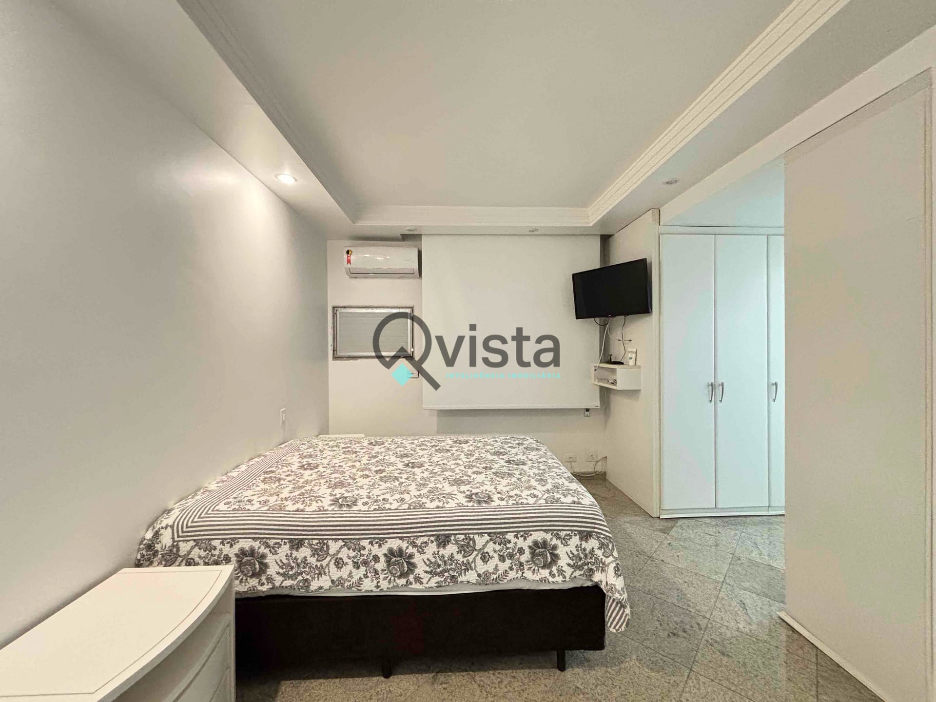 Apartamento à venda com 3 quartos, 145m² - Foto 19