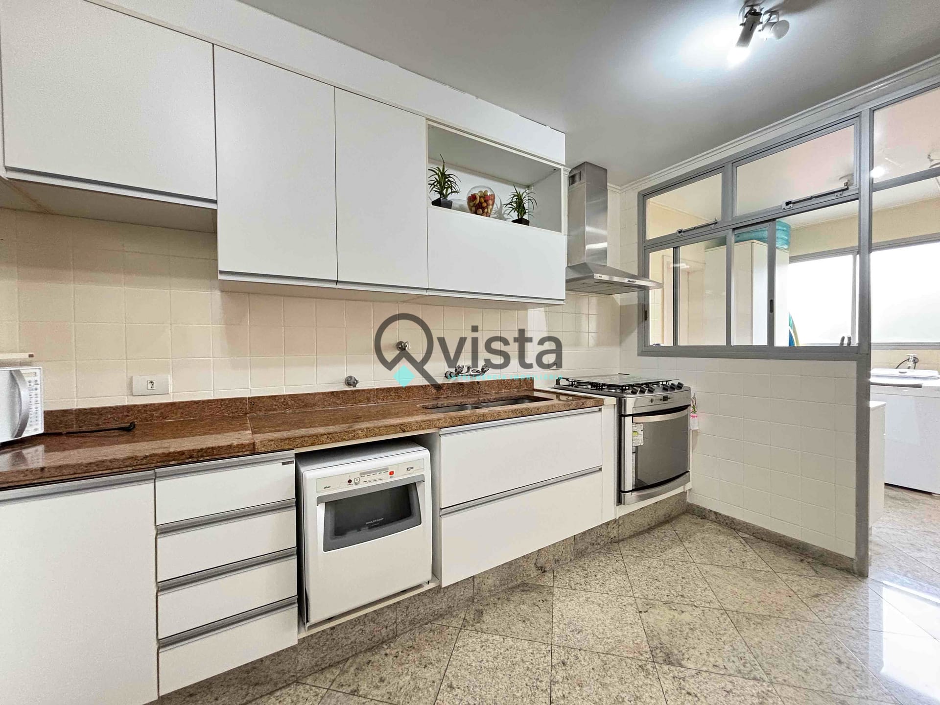Apartamento à venda com 3 quartos, 145m² - Foto 25