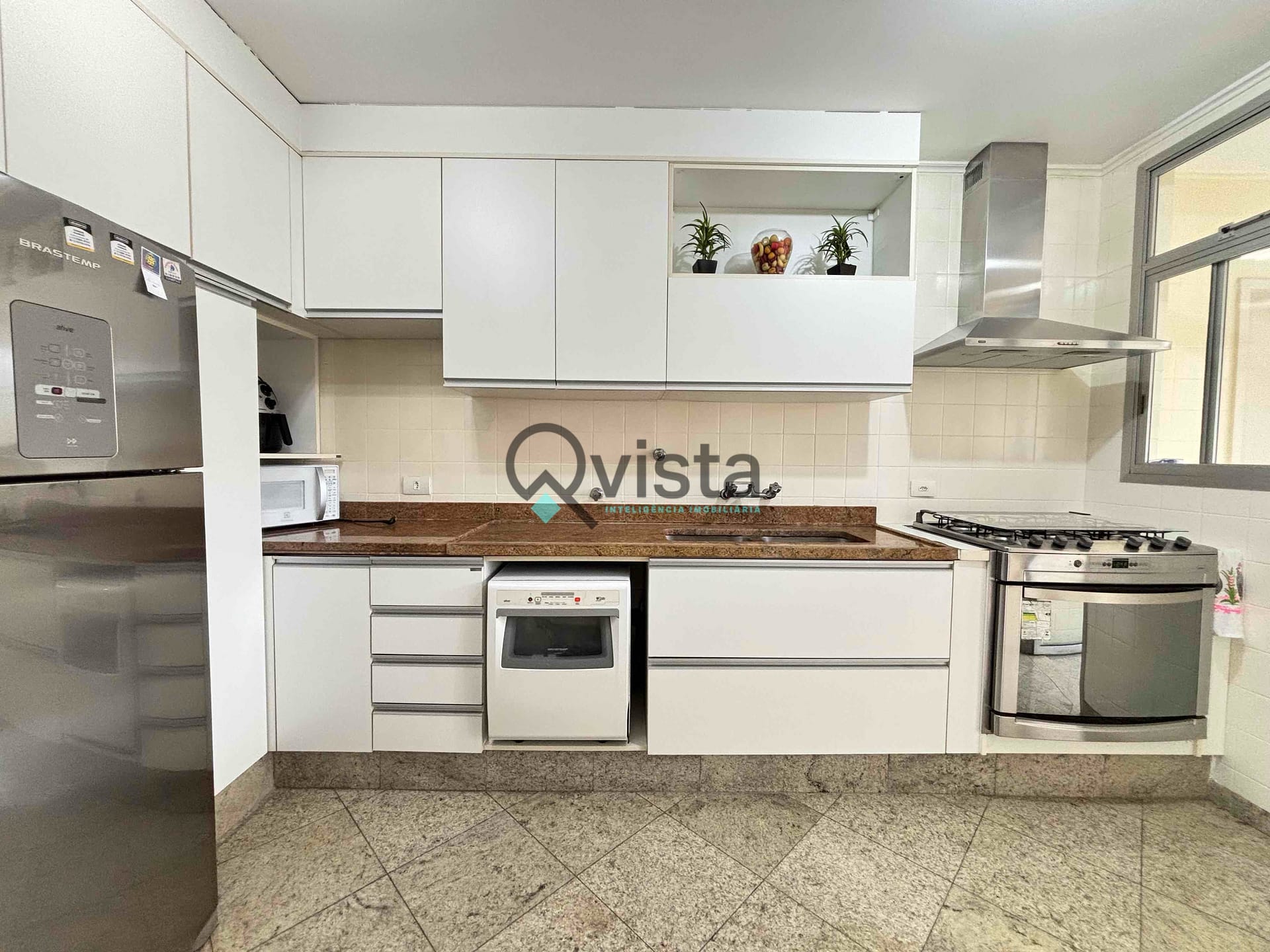 Apartamento à venda com 3 quartos, 145m² - Foto 26
