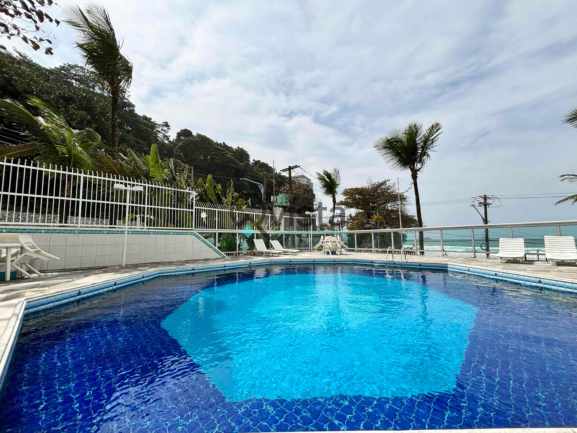 Apartamento à venda com 3 quartos, 145m² - Foto 30