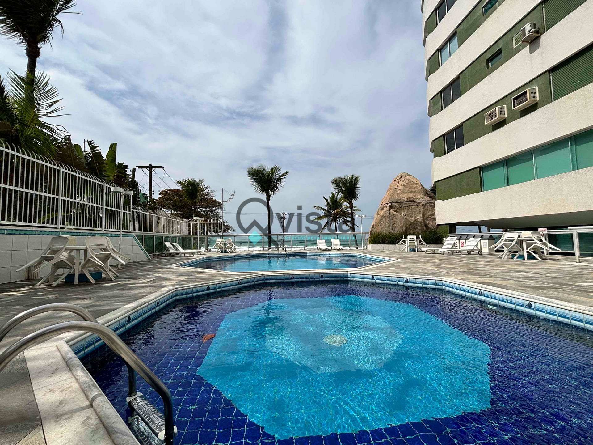 Apartamento à venda com 3 quartos, 145m² - Foto 32