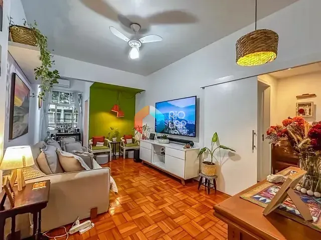 Apartamento com 66m² 2 quartos e 2 banheiros, à venda, no bairro Laranjeiras em Rio de Janeiro