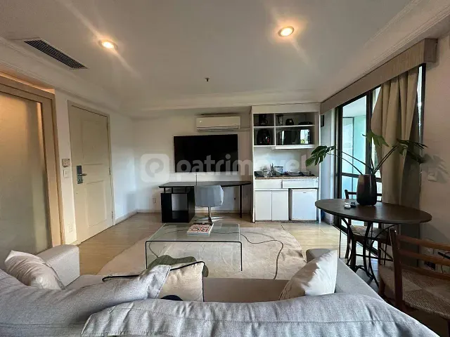 Apartamento com 30m² 1 quarto e 1 banheiro, para alugar, no bairro Barra da Tijuca em Rio de Janeiro