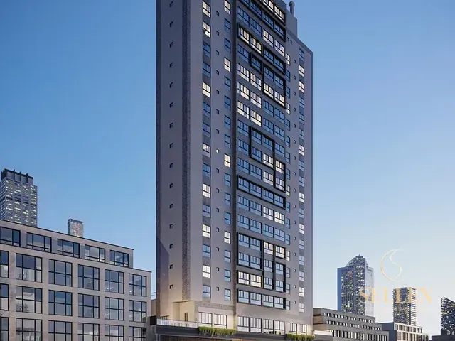 Apartamento com 490m² 4 quartos e 5 banheiros, à venda, no bairro Pioneiros em Balneário Camboriú