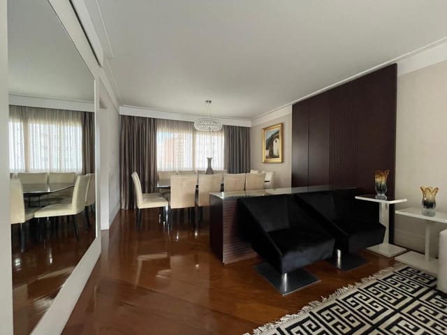 Apartamento com 265m² 3 quartos e 5 banheiros, à venda, no bairro Moema em São Paulo