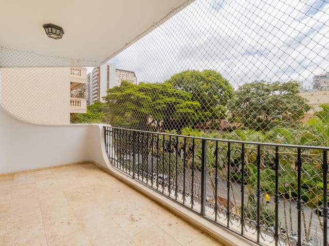Apartamento com 310m² 4 quartos e 4 banheiros, à venda, no bairro Higienópolis em São Paulo