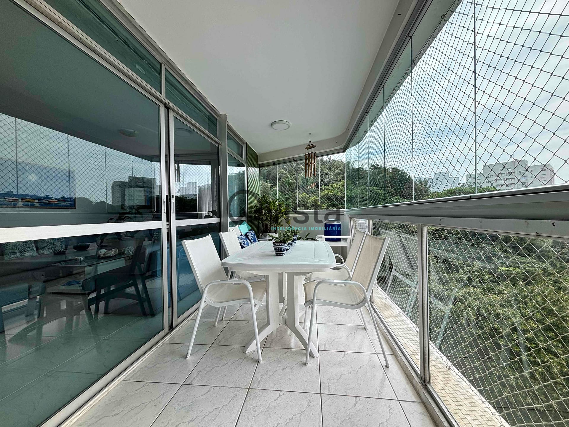 Apartamento, 3 quartos, 145 m² - Foto 1