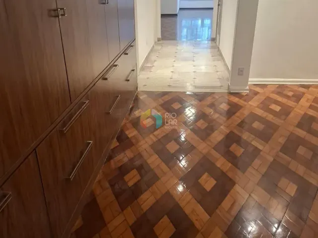 Apartamento com 200m² 3 quartos e 3 banheiros, à venda, no bairro Copacabana em Rio de Janeiro