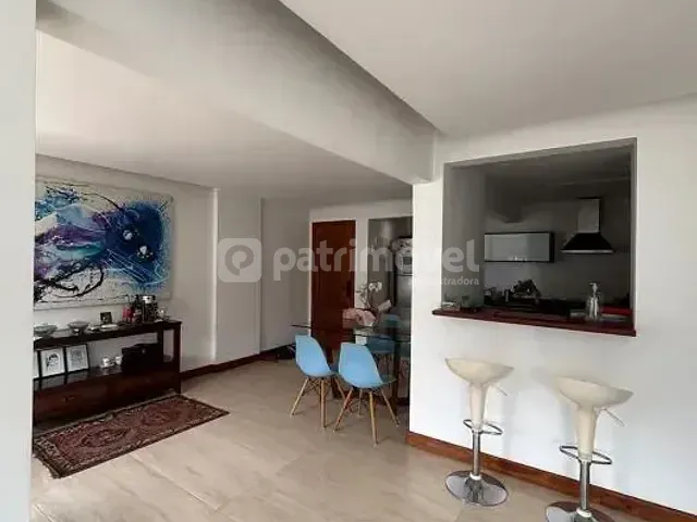 Apartamento 2 quartos e 3 banheiros, para alugar, no bairro Lagoa em Rio de Janeiro