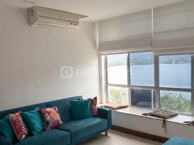 Apartamento 2 quartos e 3 banheiros, para alugar, no bairro Lagoa em Rio de Janeiro