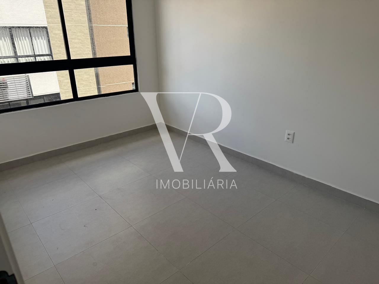 Apartamento à venda com 2 quartos, 60m² - Foto 6