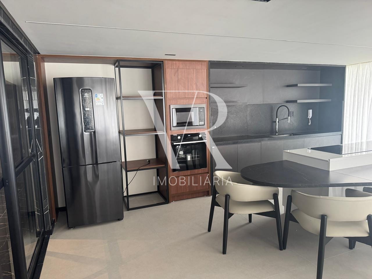 Apartamento à venda com 2 quartos, 60m² - Foto 18