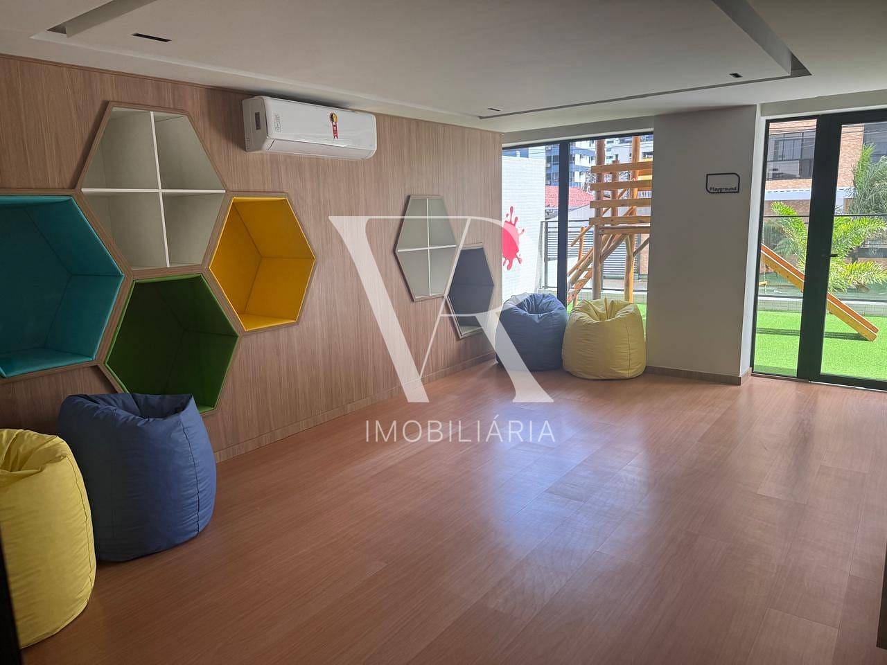 Apartamento à venda com 2 quartos, 60m² - Foto 19