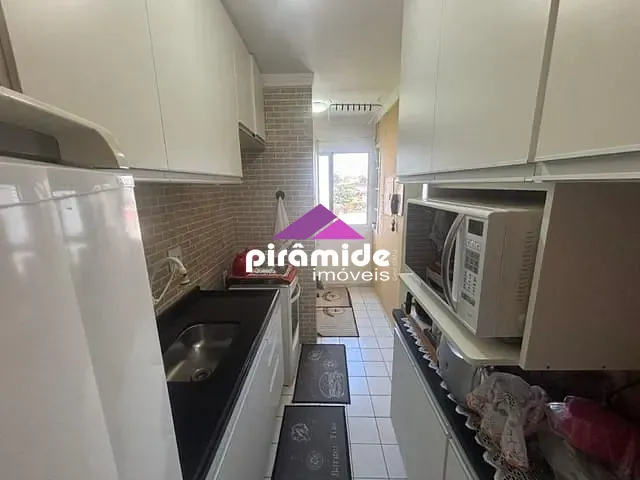 Apartamento com 58m² 2 quartos e 1 banheiro, à venda, no bairro Monte Castelo em São José dos Campos