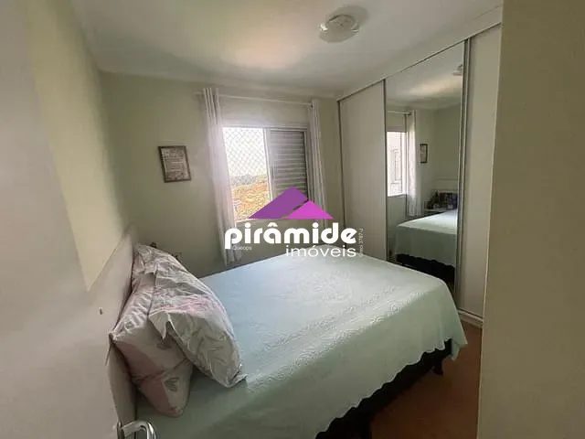 Apartamento com 58m² 2 quartos e 1 banheiro, à venda, no bairro Monte Castelo em São José dos Campos