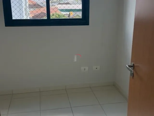 Apartamento com 65m² 3 quartos e 2 banheiros, à venda, no bairro Vila Brasil em Londrina