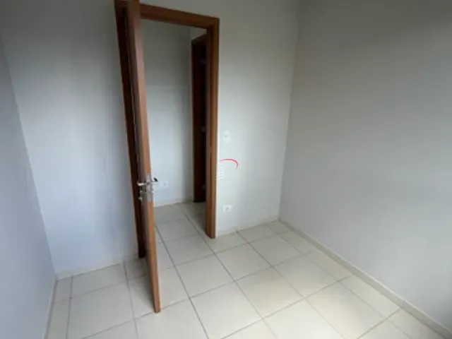 Apartamento com 65m² 3 quartos e 2 banheiros, à venda, no bairro Vila Brasil em Londrina