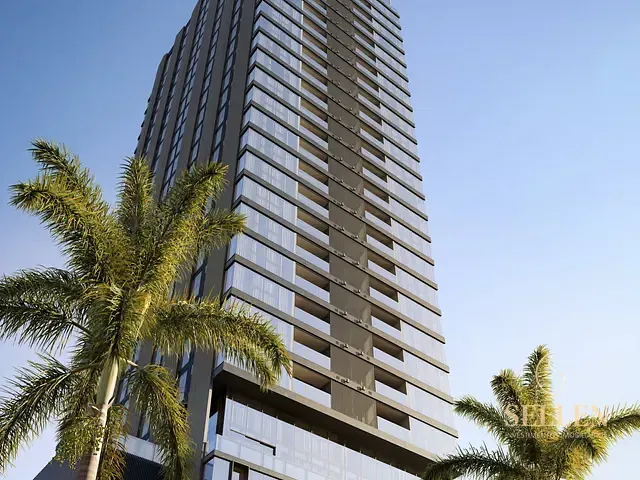 Apartamento com 282m² 4 quartos e 5 banheiros, à venda, no bairro Pioneiros em Balneário Camboriú