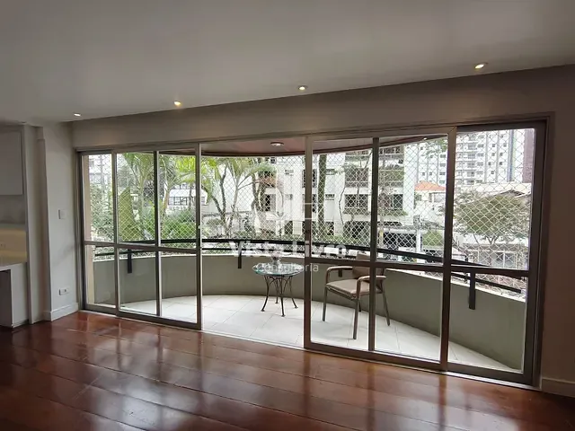 Apartamento com 138m² 4 quartos e 5 banheiros, à venda, no bairro Aclimação em São Paulo