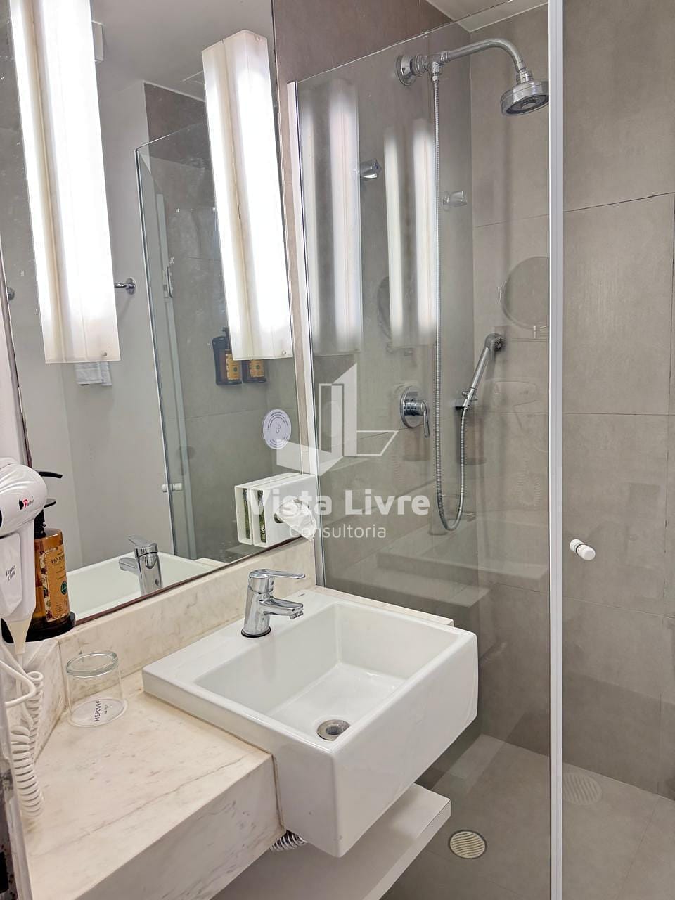 Apartamento à venda com 1 quarto, 68m² - Foto 17
