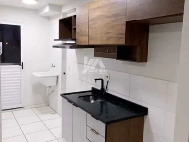 Apartamento 3 quartos e 1 banheiro, à venda, no bairro Uvaranas em Ponta Grossa