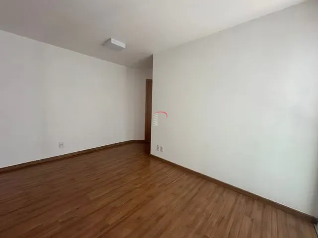 Apartamento com 132m² 3 quartos e 2 banheiros, para alugar, no bairro Gleba Fazenda Palhano 01 em Londrina