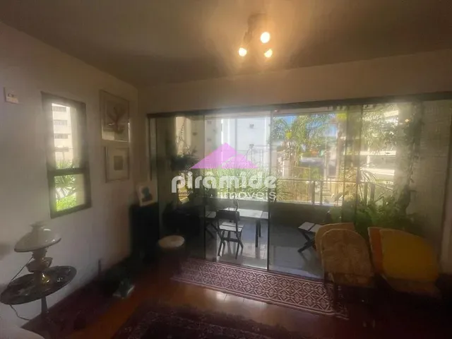Apartamento com 278m² 4 quartos e 4 banheiros, à venda, no bairro Vila Adyana em São José dos Campos