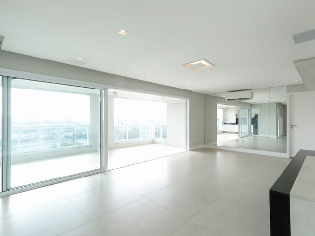 Apartamento com 241m² 4 quartos e 5 banheiros, à venda, no bairro Jardim Das Perdizes em São Paulo