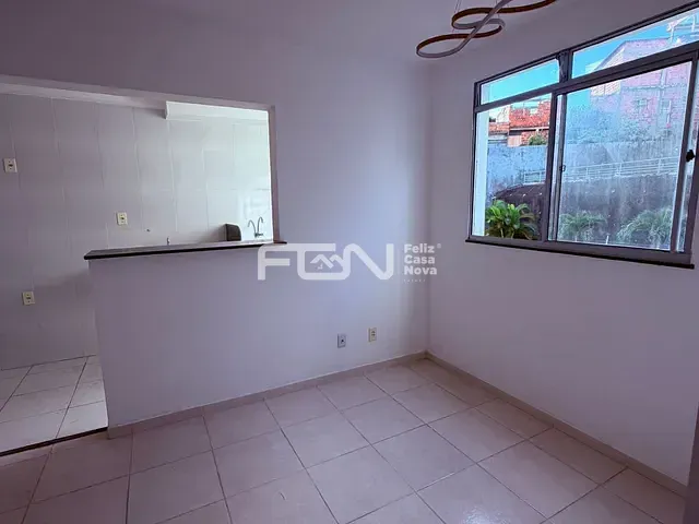 Apartamento 2 quartos e 1 banheiro, à venda, no bairro Recreio Ipitanga em Lauro de Freitas