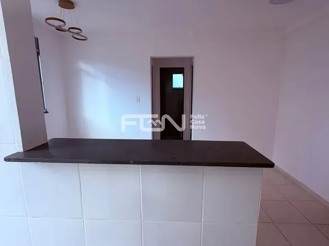 Apartamento 2 quartos e 1 banheiro, à venda, no bairro Recreio Ipitanga em Lauro de Freitas