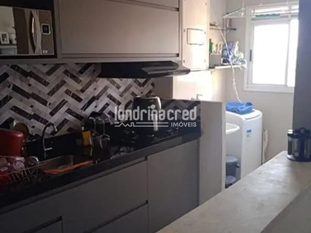 Apartamento 2 quartos e 1 banheiro, à venda, no bairro Conjunto Vivi Xavier em Londrina