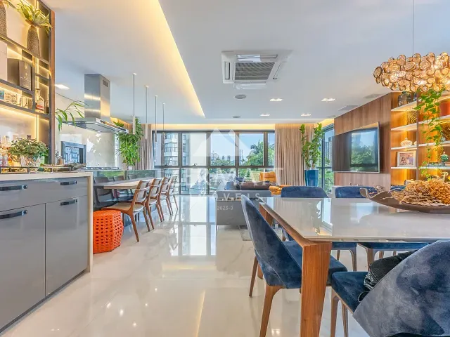 Apartamento com 331m² 3 quartos e 4 banheiros, à venda, no bairro Victor Konder em Blumenau