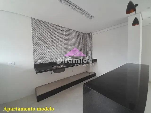 Apartamento com 85m² 3 quartos e 2 banheiros, à venda, no bairro Aruan em Caraguatatuba