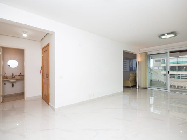 Apartamento com 205m² 4 quartos e 5 banheiros, à venda, no bairro Cidade Monções em São Paulo