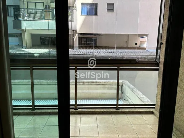 Apartamento com 73m² 2 quartos e 3 banheiros, para alugar, no bairro Icaraí em Niterói
