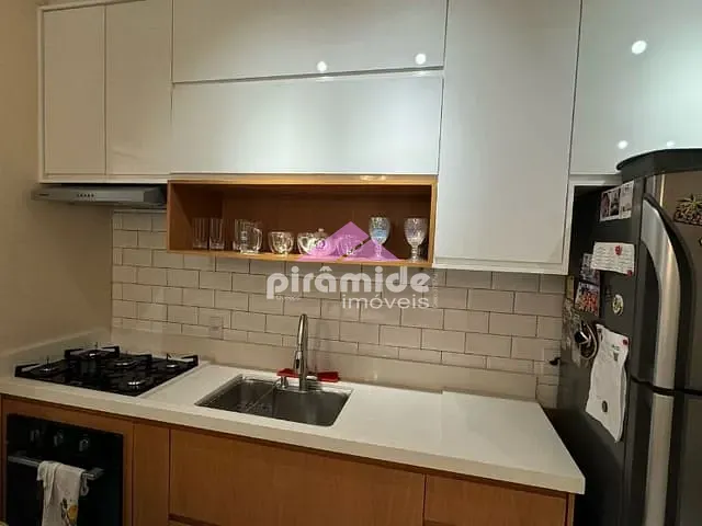 Apartamento com 70m² 3 quartos e 2 banheiros, à venda, no bairro Parque Industrial em São José dos Campos