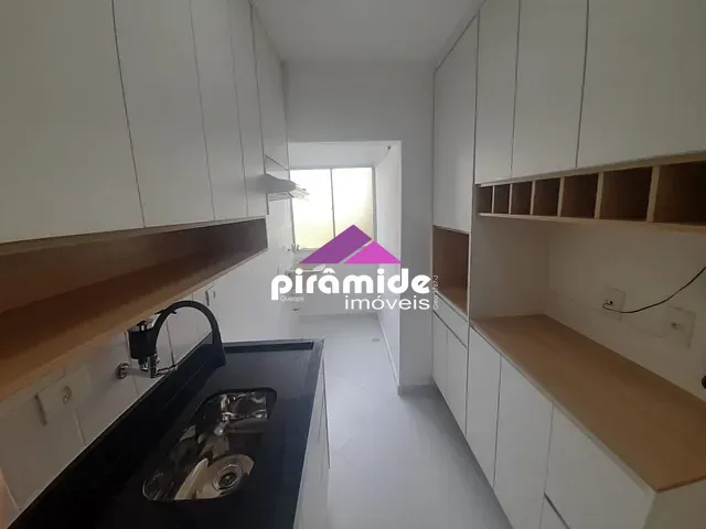 Apartamento com 53m² 2 quartos e 1 banheiro, para alugar, no bairro Monte Castelo em São José dos Campos