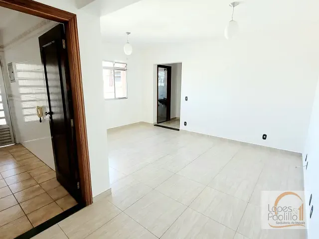 Apartamento com 70m² 2 quartos e 1 banheiro, para alugar, no bairro Centro em Atibaia