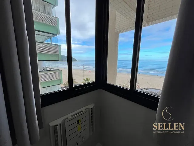 Apartamento 4 quartos e 3 banheiros, para alugar, no bairro Centro em Balneário Camboriú