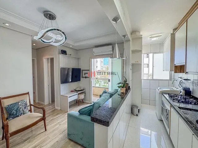 Apartamento 2 quartos e 2 banheiros, à venda, no bairro São Vicente em Londrina
