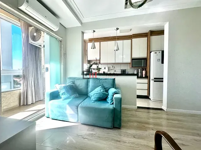 Apartamento 2 quartos e 2 banheiros, à venda, no bairro São Vicente em Londrina